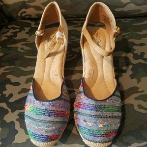 COPY - *NEW*Soft style by hush puppies